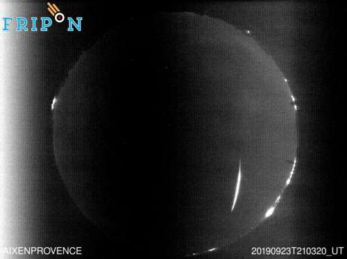 Full size image detection Aix-en-Provence (FRPA02) 2019-09-23 21:03:20 Universal Time