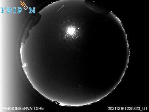 Full size image detection Observatoire de Paris (FRIF02) 2021-12-16 22:58:23 Universal Time