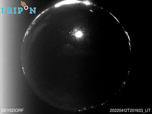 Full size image detection Seysdorf (DEBY02) 2022-04-12 20:19:33 Universal Time
