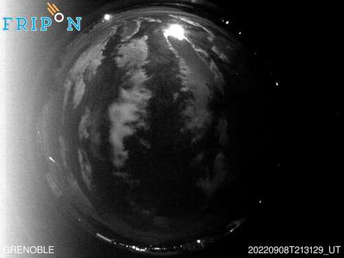 Full size image detection Grenoble (FRRA01) 2022-09-08 21:31:29 Universal Time