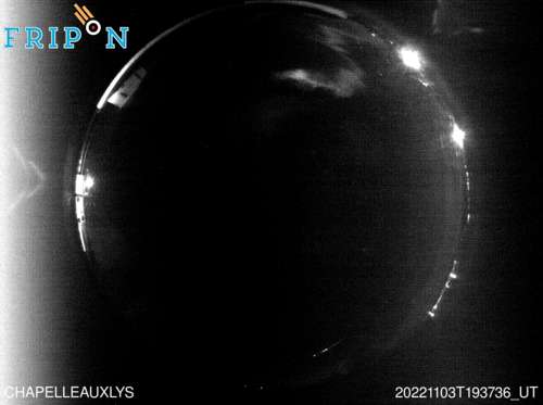 Full size image detection La Chapelle-aux-Lys (FRPL02) 2022-11-03 19:37:36 Universal Time