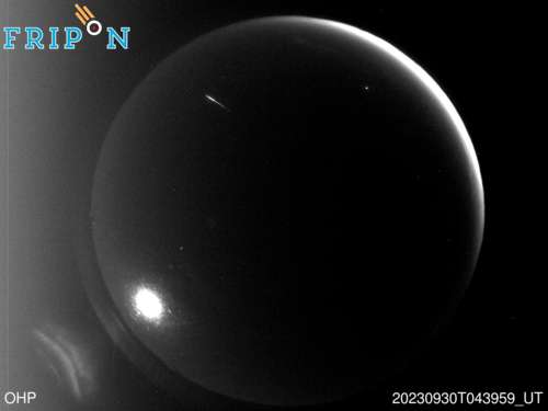Full size image detection Saint-Michel-l'Observatoire (FRPA03) 2023-09-30 04:39:59 Universal Time