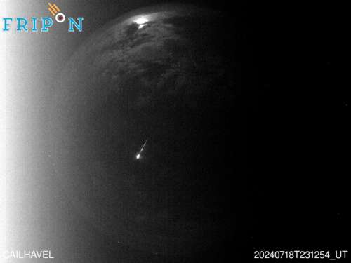 Full size image detection Cailhavel (FRLR02) 2024-07-18 23:12:54 Universal Time