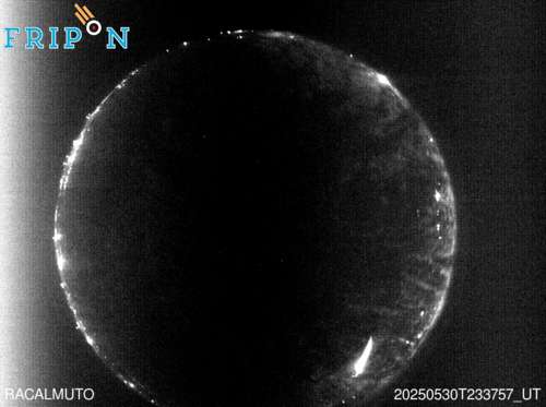 Full size image detection Racalmuto (ITSI04) 2025-05-30 23:37:57 Universal Time