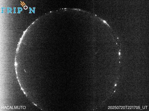 Full size image detection Racalmuto (ITSI04) 2025-07-20 22:17:05 Universal Time