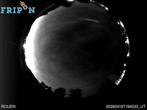 Full size image detection Rouen (FRNO05) 2026-04-19 19:40:33 Universal Time