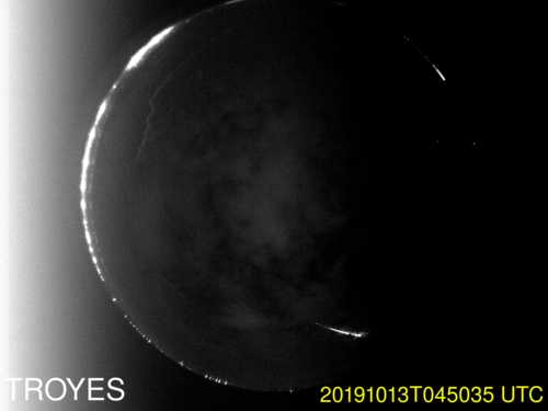 Full size image detection Troyes (FRCA04) 2019-10-13 04:50:15 Universal Time