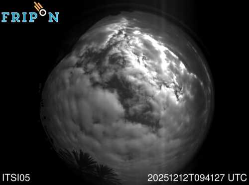 Full size capture Stromboli (ITSI05) 2025-12-12 09:41:27 Universal Time