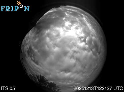 Full size capture Stromboli (ITSI05) 2025-12-13 12:21:27 Universal Time